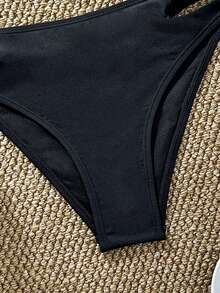 SHEIN Swim Vcay 女士纯色镂空金属装饰性感泳裤，适合海滩度假 - 黑色 - 查看 5