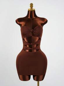 SaltGleam SaltGleam Vestido tubo ajustado de unicolor minimalista con diseño retorcido y hueco, estilo sexy para vacaciones en la playa - Marrón - Ver 3