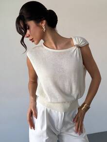 Firerie 女士优雅简约时尚舒适通勤休闲都市风新款不对称领金属装饰短袖针织套头毛衣 - 杏色 - 查看 5