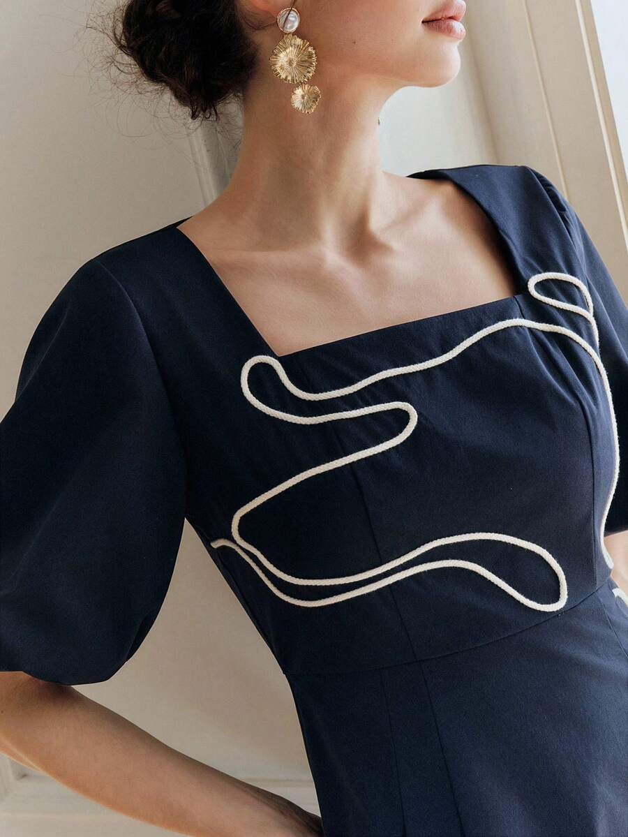 Anewsta 女士手摇刺绣撞色设计优雅泡泡袖方领系带A字连衣裙 - 藏蓝色 - 查看 1