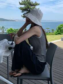 DAZY Women's Sleeveless Striped Knit Tank Top, Casual Layering Vest - Black and White - View 6