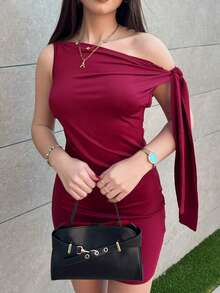 Hitanina Women's Oblique Shoulder Flounce Sexy Bodycon Dress, Waist Cinching, Bodycon, French Chic Mini Skirt - Red - View 3