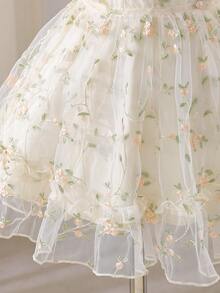 SHEIN Glamorique Kids 刺绣公主裙，短袖收腰正式连衣裙，适合幼儿，四季皆宜 - 藍色 - 查看 4