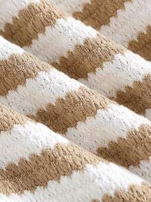 SHEIN Tween Girls' Casual Asymmetric Striped Textured Khaki & White Striped Off-Shoulder Top And Pants 2 Pieces Set - Khaki - View 7