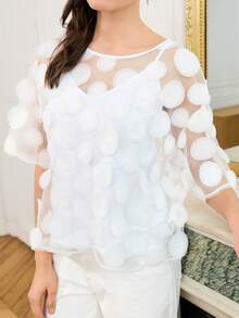 LOTSLUV Top Feminina Branca de Manga Curta Solta com Textura de Bolinhas 3D, Gola Redonda, Primavera/Verão - Branco - Visão 6