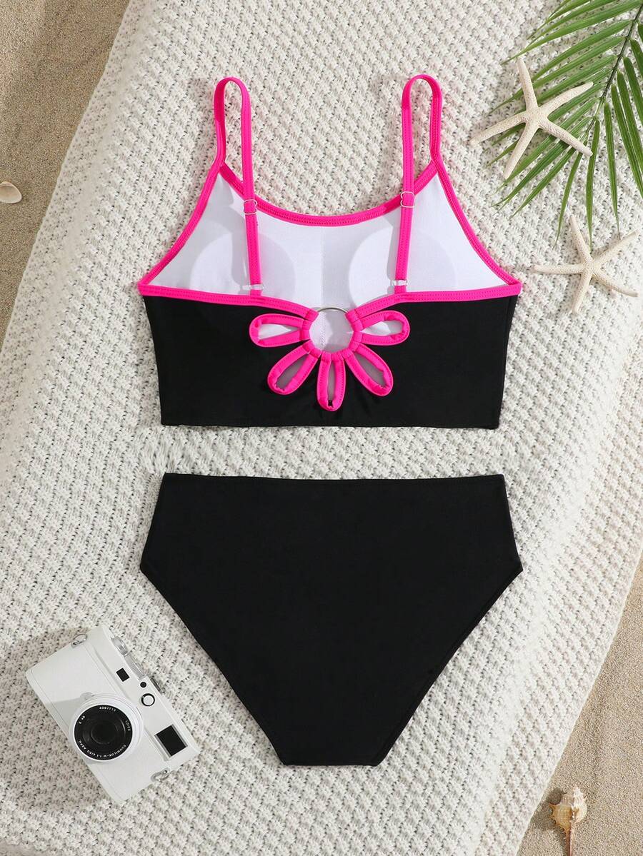 SHEIN Áo bikini hai dây hở lưng họa tiết hoa khoét lỗ cho bé gái tuổi teen, bộ bikini màu đen phối hoa hồng, bikini đen hồng phối nơ, bikini đen hồng phối nơ cho thiếu nữ, bikini cạp cao màu đen phối hoa hồng cho bé gái, bộ đồ bơi đen hồng phối hoa cho tuổi teen, bộ đồ bơi đen hồng phối nơ cho bé gái tuổi teen. - Nhiều màu - Xem 1