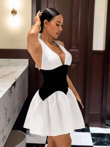 Slaydiva 2025新款优雅性感露背流苏撞色迷你连衣裙，适合情人节、春节、万圣节、圣诞节、酒吧、夜店、酒店、派对等场合。 - 黑與白 - 查看 4