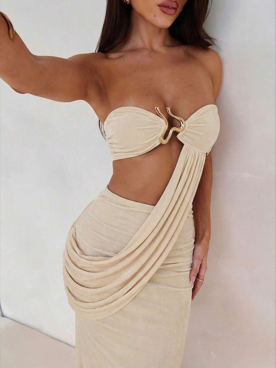 Aloruh 女士纯色金属装饰褶皱性感派对连衣裙 - 杏色 - 查看 1