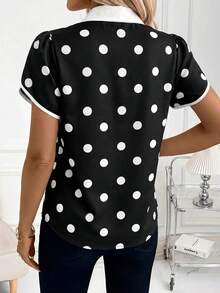 SHEIN Clasi 夏季女士优雅波点印花撞色系带花瓣袖衬衫，适合各种场合 - 黑與白 - 查看 2