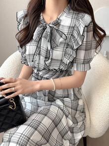 FRIFUL Women's Spring/Summer Plaid Cinched Waist Ruched Frill Trim Flared Maxi Casual Dress - Black and White - View 2