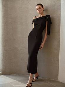 MOTF PREMIUM ELEGANT ASYMMETRICAL NECK BLACK LONG DRESS - Black - View 2