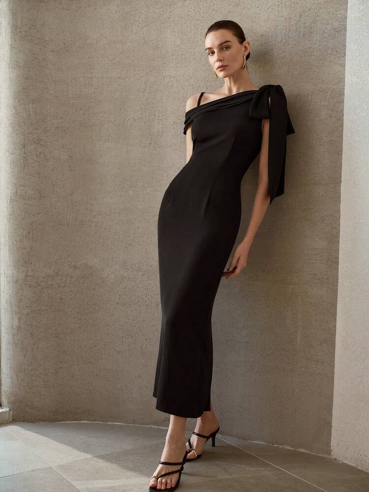 ELEGANT ASYMMETRICAL NECK BLACK LONG DRESS