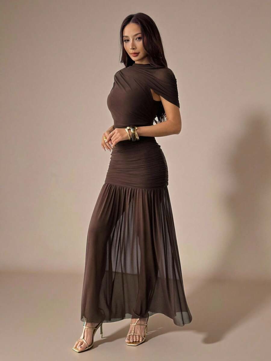 SHEIN PETITE 优雅褶皱半身修身连衣裙，适合鸡尾酒会、浪漫约会、秋冬叠穿、派对、正式聚会、圣诞节、女士冬季连衣裙、新年连衣裙、优雅派对连衣裙、女士优雅连衣裙、新年连衣裙、优雅派对连衣裙