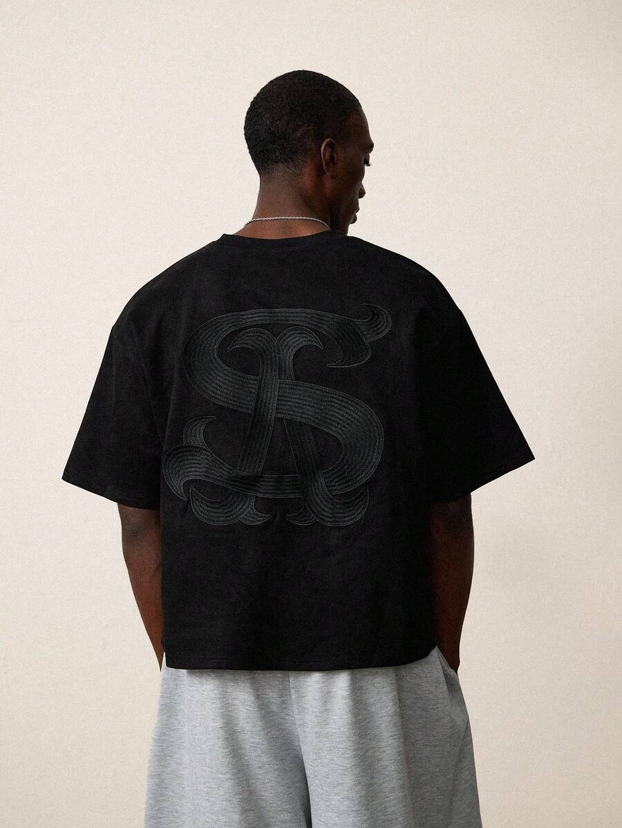 STYNVO 男士休闲时尚街头通勤字母刺绣落肩宽松T恤，夏季 - 黑色 - 查看 1