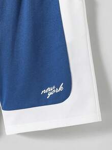 SHEIN Casuvi Kids 男童宽松圆领T恤套装，复古美式学院风印花两件套 - 休闲、运动、户外、健身、篮球、旅行、日常穿着，夏季新款短裤套装 - 白色 - 查看 7