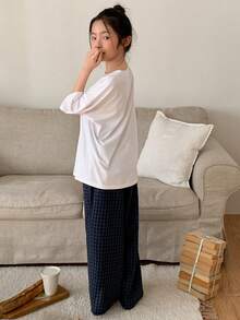 DAZY Tween Girls Crew Neck Printed Short Sleeve T-Shirt & Plaid Sweatpants Homewear Set, Autumn - Navy Blue - View 2