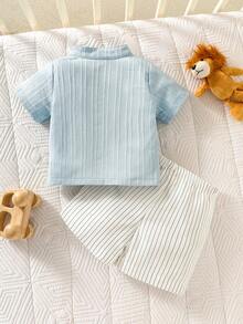 SHEIN 男女宝宝服装套装，新生儿夏季可爱舒适纯色立领前袋短袖上衣+条纹短裤 - 淺藍色 - 查看 2
