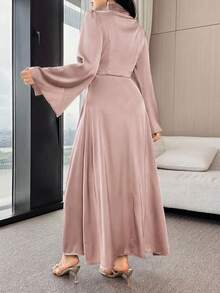 Modelyn Đầm dài tay xẻ tà màu trơn dành cho nữ, trang trí kim loại, xếp ly. - Hồng - Xem 2