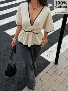 Siren Gaze Áo kiểu nữ cổ chữ V sâu, viền tương phản, ôm sát, có bèo nhún ở gấu áo, thích hợp mặc hàng ngày, đi biển, chất liệu cotton, tay áo cánh dơi. - Màu be - Xem 7