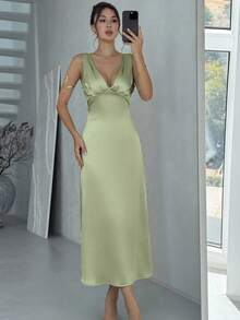 Aloruh 露背深V领鱼尾绿色缎面连衣裙 - 綠色 - 查看 6