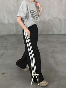 FRIFUL Celana Kasual Olahraga Wanita Motif Garis-Garis Patchwork dengan Pinggang Elastis - Hitam - View 2