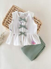 SHEIN 2件套女童圆领无袖白色花卉刺绣荷叶边下摆背心+松紧腰绿色阔腿裤休闲优雅可爱套装，适合夏季日常外出、旅行、度假、摄影、野餐等场合。 - 薄荷綠 - 查看 6