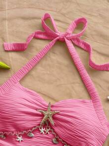 Soleia 女士度假露背吊带背心，饰有海星贝壳图案荷叶边V领和金属扣，白色针织纹理修身吊带背心，性感修身时尚上衣，适合派对、约会、邮轮旅行、海滩度假、音乐节、波西米亚风度假等场合。 - 玫紅色 - 查看 3