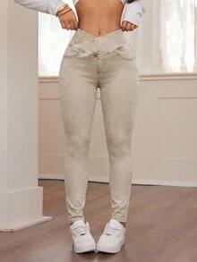 SHEIN PETITE Women's Fall Autumn Winter Back To School Homecoming Halloween Christmas Y2k Cute Gym Streetwear Birthday Club Airport Women Casual Washed Overlap Waist Slim Fit Blue Jeans High-Waisted Stretchy Skinny Jeans For Women - Perfect Fit For Everyday Wear Casual Blue Denim Skinny Jeans With Soft Fabric And Flattering High-Waist Design - Khaki - View 7