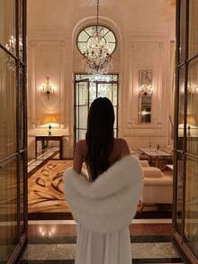 FLORETTA ÉLENA 优雅女士蓬松披肩，冬季节日派对服装 - 白色 - 查看 4