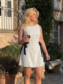 Dripcurv 大码女式条纹圆领侧系带无袖休闲连衣裙 - 彩色 - 查看 5