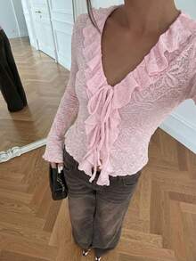 Glamine Cardigan tricoté fin avec décolleté plongeant, volants et nœud devant, couleur abricot, convient pour le port quotidien à la maison - Rose bonbon - Voir 8