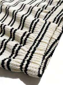 SHEIN PETITE 女士优雅杏色和黑色条纹V领蝴蝶结腰带短袖修身上衣 + 女士优雅杏色和黑色条纹修身长裤，春夏款 - 彩色 - 查看 7