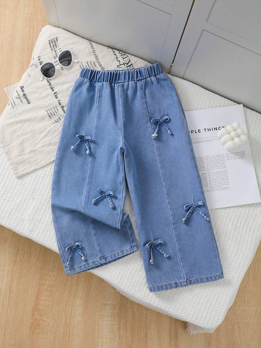 SHEIN Quần jeans ống đứng dáng rộng cho bé gái, màu xanh denim với nơ trang trí, phong cách thường ngày và thanh lịch, phù hợp cho mùa xuân, hè và thu. - Màu xanh lam - Xem 1