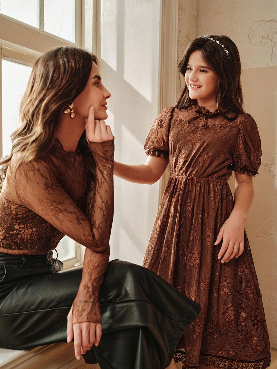 Đầm thường ngày cho bé gái Anewsta Xuân/Hè, chất liệu ren nhung, nơ, tay bồng xếp ly. - Màu nâu Sô-cô-la - Xem 1