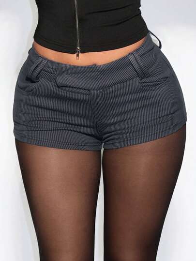 SHEIN ICON Pantalones cortos casuales de talle bajo con rayas y bolsillos para mujer