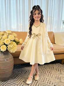 女童优雅泡泡袖V领长袖连衣裙，饰有金色蕾丝边，适合旅行和休闲穿着，春夏款 - 米色 - 查看 1