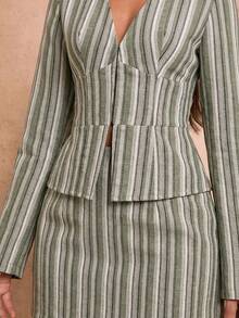 SHEIN Glamour Women's Elegant Sexy Office Lady Deep V Neck Long Sleeve Top, Mini Skirt, Suit Set, Suitable For Professional Women's Outfit, Business Attire, Autumn/Winter Layering - Green - View 7