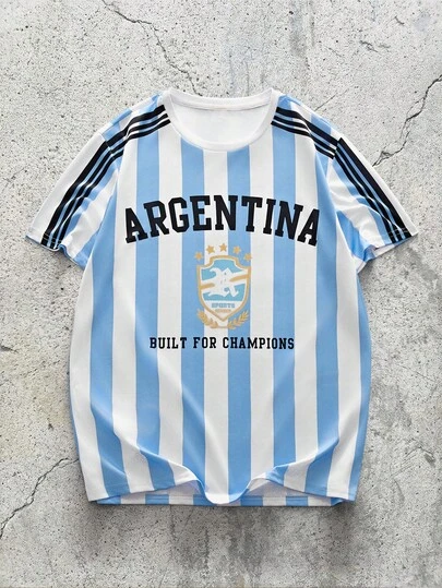 EVRINFINITE חולצת טי של נבחרת ארגנטינה בכדורגל - חולצת טי קלילה ונושמת עם צווארון עגול, עם סמל נבחרת ארגנטינה וכיתוב, ועיצוב מפוספס, מושלמת לאוהדי כדורגל.