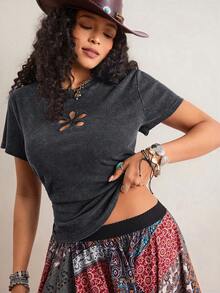 Freevana 波西米亚复古做旧深灰色罗纹T恤，花卉镂空短款宽松修身日常上衣，女士 - 深灰色 - 查看 6