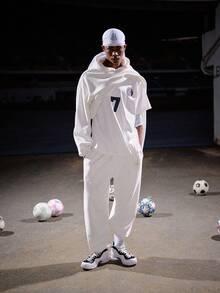 EVRINFINITE 男士休闲时尚街头标语印花落肩宽松透气短袖T恤，夏季，夏季足球服 - 白色 - 查看 10