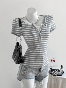 Elamini 美国运动风休闲校园街头日常通勤V领蕾丝拼接条纹修身针织上衣，适合春夏秋季穿着。 - 淺灰色 - 查看 5