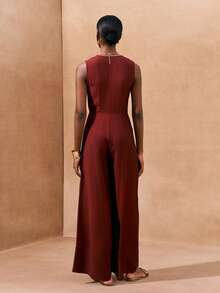 Zivah 2025 春季新品上市 复活节 生日派对 毕业季 日常出行 必备单品 休闲度假 街头时尚 极简通勤 V领 不对称设计 解构设计 隐藏式侧缝口袋 连体裤 - 鏽棕色 - 查看 3