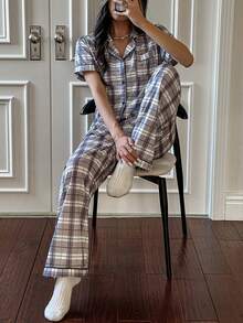 SHEIN Napfluff Conjunto de pijama con chaqueta de cárdigan de manga corta con estampado de cuadros para mujer - Multicolor - Ver 5