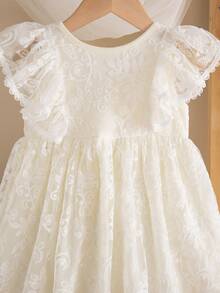 SHEIN Babygirl Elegant & Cute White Lace Floral Pattern Ruffle Hem Dress - White - View 5