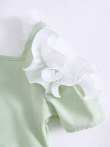 SHEIN 1pc Girls Elegant Ruffled Hem Zipper Back Collared Short Sleeve Splice Pleated Flared Waist Fitted Light Green Dress, Casual Everyday Wear & Party - Green - View 4