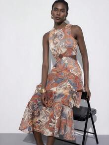 Aveloria Modichic 精准染色，砖红色和石板蓝色调，波西米亚艺术风格，度假休闲风，镂空圆圈设计，多层褶皱细节，收腰显瘦，蛋糕裙廓形，轻盈雪纺面料，柔软飘逸，适合海滩度假、夏季派对、户外音乐节、艺术展览和休闲旅行，展现无拘无束、自由奔放的浪漫气息。欧美时尚高端度假性感雪纺短款印花叠层无袖连衣裙 - 彩色 - 查看 6