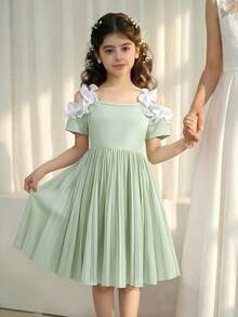 SHEIN 1pc Girls Elegant Ruffled Hem Zipper Back Collared Short Sleeve Splice Pleated Flared Waist Fitted Light Green Dress, Casual Everyday Wear & Party - Green - View 1