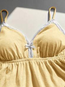 Comfortcana 女士蕾丝蝴蝶结装饰吊带背心和短裤休闲日常穿搭 - 鵝黃色 - 查看 5