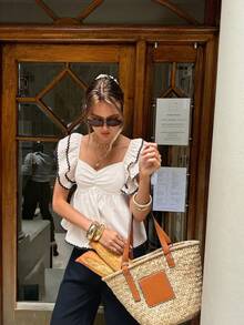 Serisse 女士纯色甜心领荷叶袖时尚衬衫 - 杏色 - 查看 2