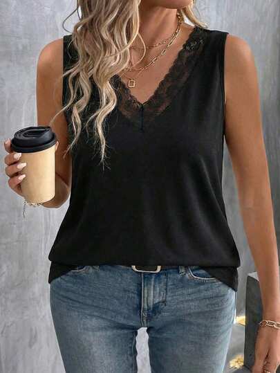SHEIN LUNE New Arrival Plus Size Women Casual V-Neck Lace Trim Camisole